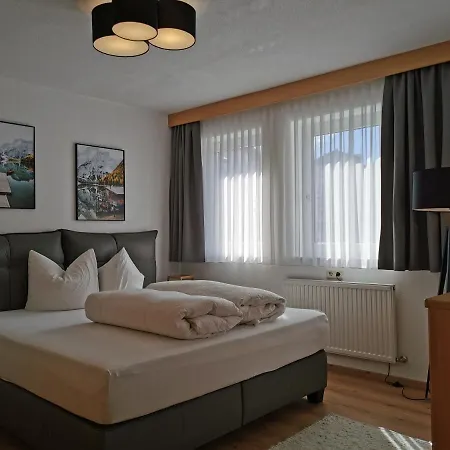 Bella Vista Apartment